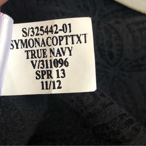 Banana Republic navy blue cropped pants jacquard print size 10 - Picture 9 of 11